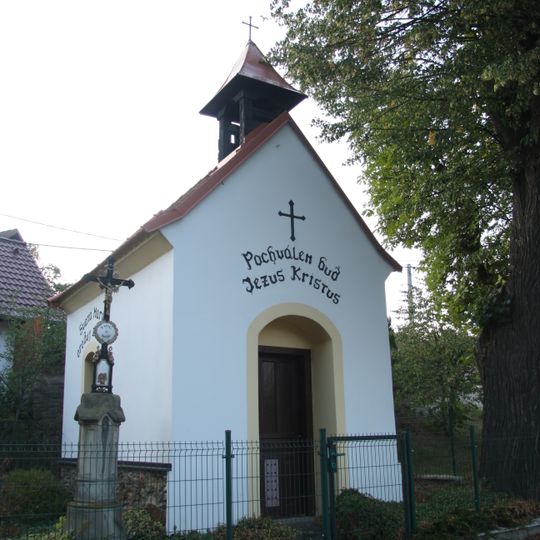 Kaple v Martinicích u Dolních Kralovic