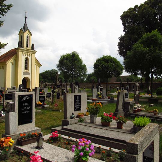 Cemetery in Vliněves