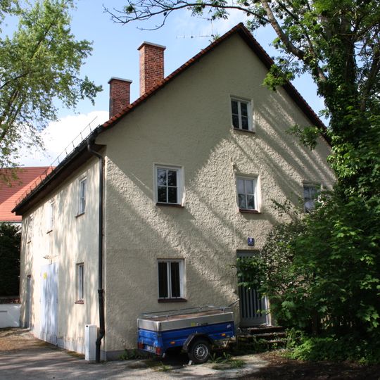 Feuer- und Leichenhaus