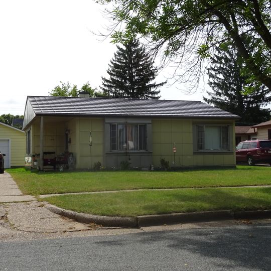 Einar and Alice Borton House