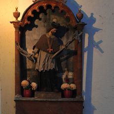 Bürgerhaus mit Nepomuk-Statue