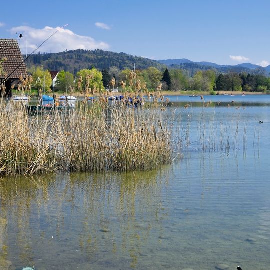 Neolithic lakeside settlement