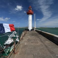 Phare de Saint-Vaast-la-Hougue