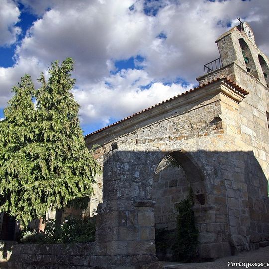 Igreja Paroquial de Penha de Águia