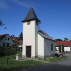 Kaple ve Lhotě-Vlásenici
