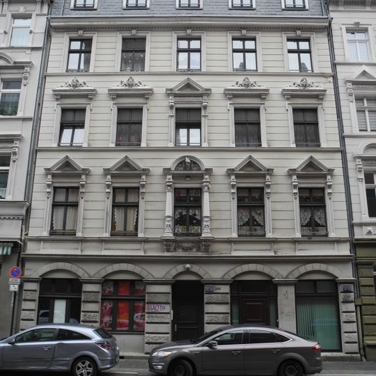 Friedrich-Ebert-Straße 262