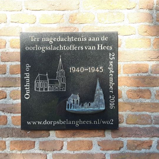 Plaquette voor de oorlogsslachtoffers van Hees