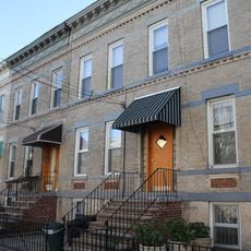 Madison-Putnam-60th Place Historic District