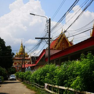Wat Bang Phraek Nuea
