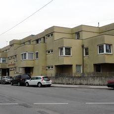 Wohnhausanlage Rußbergstraße 94–100