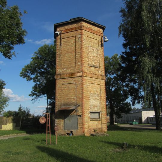 Wieża ciśnień w zespole podworskim w Choroszczy