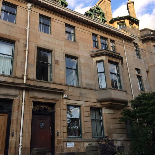 9 University Gardens