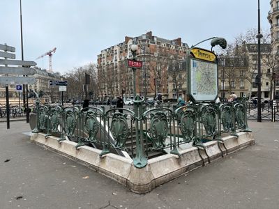 Entrance 1