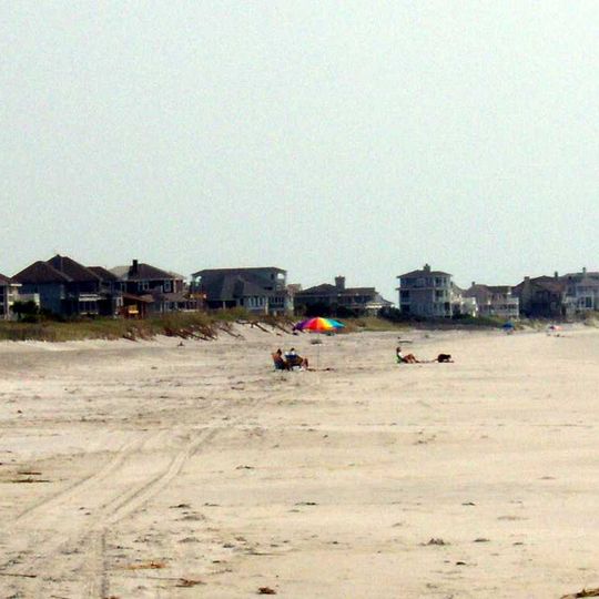 Figure Eight Island