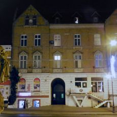 Kamienica przy ul. Niepodległości 4