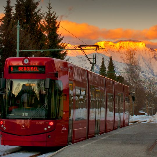 Innsbruck medium mountain railway / Tram line 6