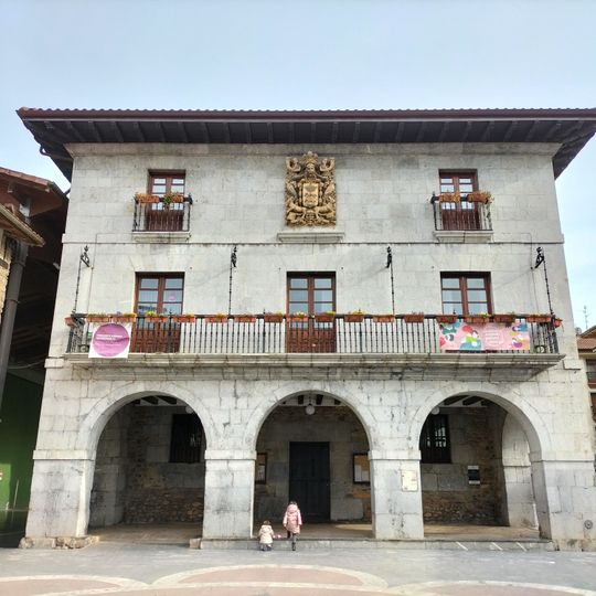 Casa consistorial de Orozko