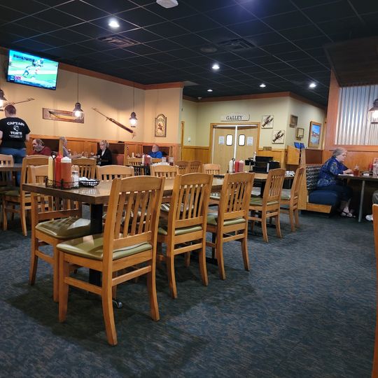 Captain Tom's Seafood & Oyster Bar Kernersville, N.C.