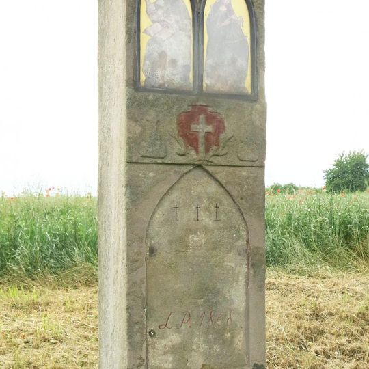 Kříž u silnice severovýchodně od Mšena