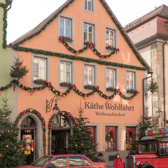 Wohn- und Geschäftshaus