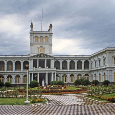 Paraguay : musées, cascades, sites historiques