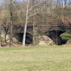 Zwei Eisenbahnbrücken über die Triebisch Talstraße -