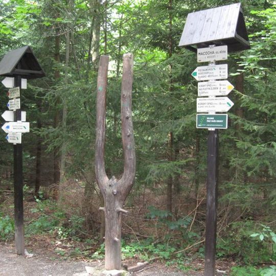 Rozcestník Macocha - dol. můst., odb.