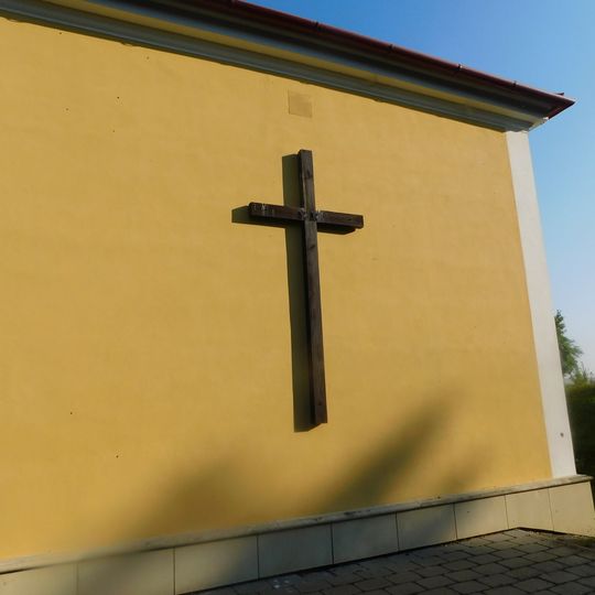 Kříž u kaple Panny Marie Bolestné na Lutrštéku