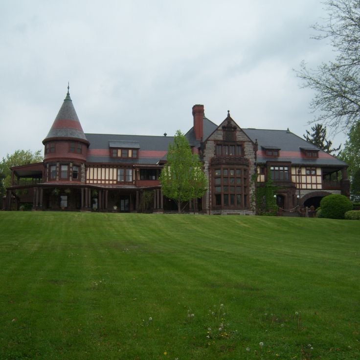 Sonnenberg Gardens & Mansion State Historic Park