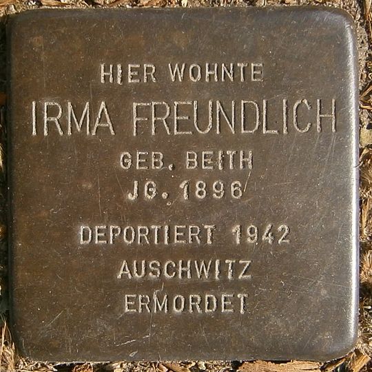 Stolperstein en memoria de Irma Freundlich