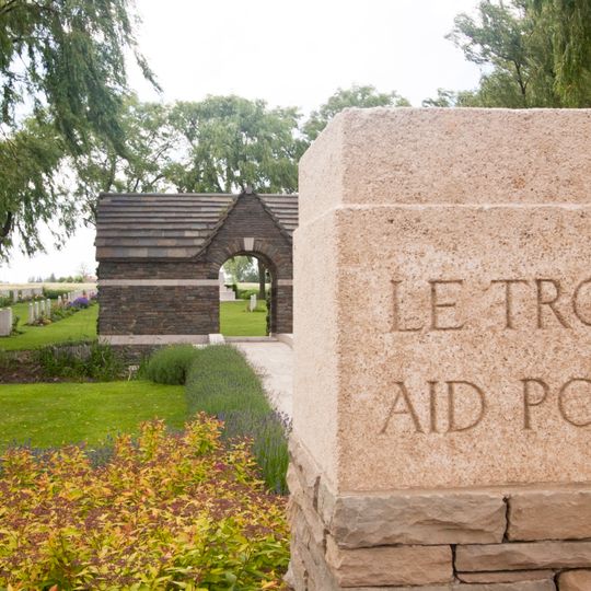 Le Trou Aid Post Cemetery