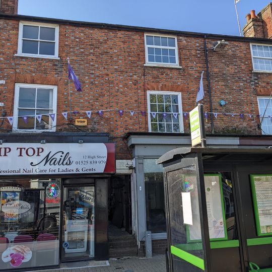 10 and 12, High Street