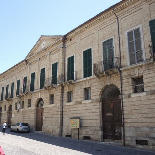 Palazzo De Crecchio