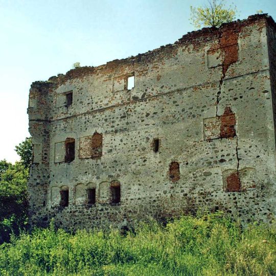 Ruiny zamku w Borowie Polskim