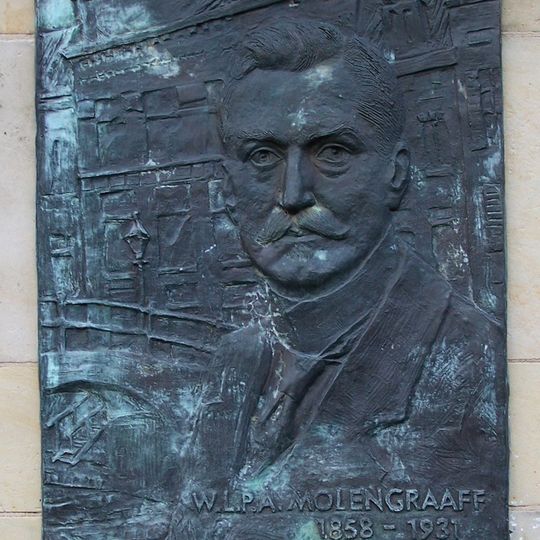 Prof. Dr. W.L.P.A. Molengraaff