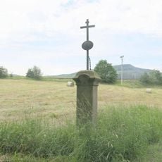 Kříž na severozápadním okraji Skalice u České Lípy