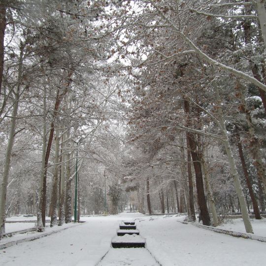 Shahrud Waterfall Park