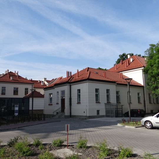 Budynek szpitalny III