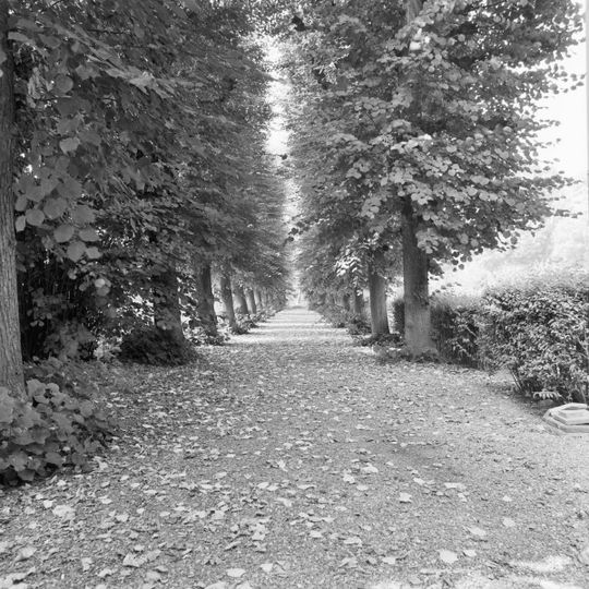 Vechtoever, historische tuin en park