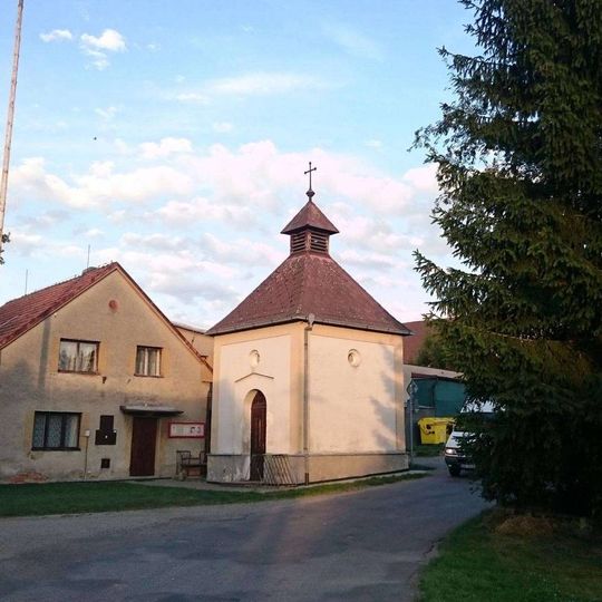 Kaple v Mokré Lhotě