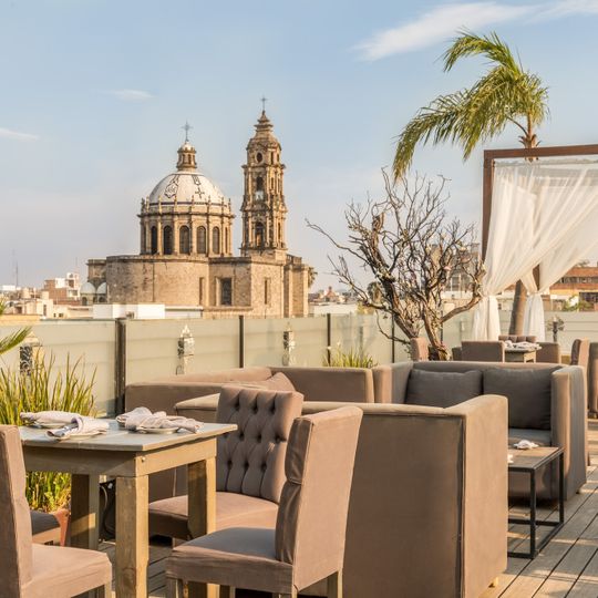 Casa Pedro Loza