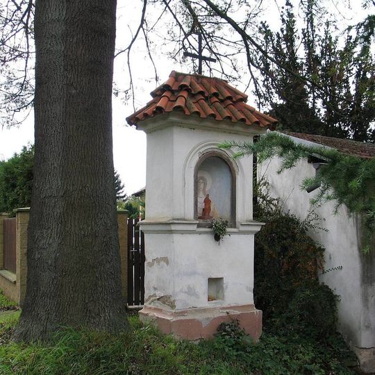 Kaplička v Roztokách u Prahy, ul. Za Potokem