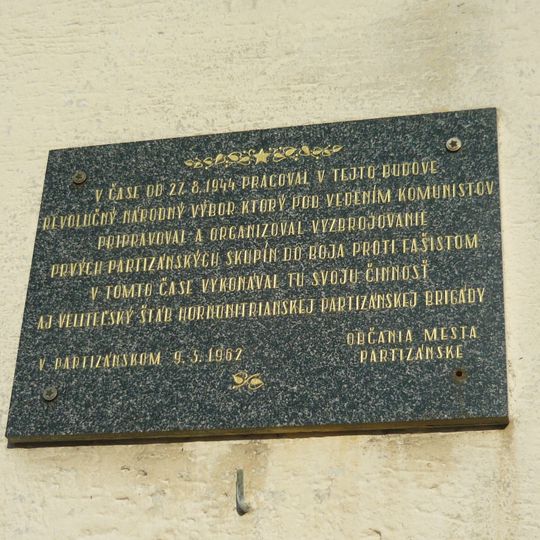 Sídlo revolučného NV, tabuľa pamätná