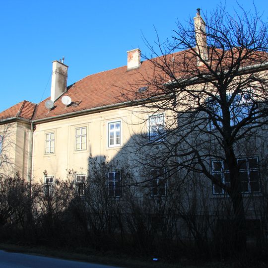 Arbeiter-/Angestelltenwohnhaus