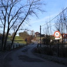 Most ulice Květnové revoluce přes potok na jihovýchodním okraji Bělče