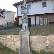 Kříž na severním okraji Bransouz