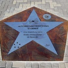 Placa a Alfonso Wucherpfennig Gaminde