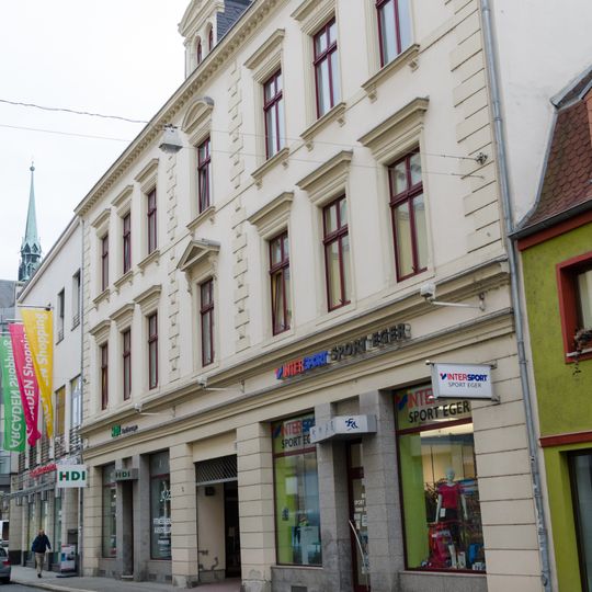 Wohn- und Geschäftshaus in geschlossener Bebauung Marienstraße 5