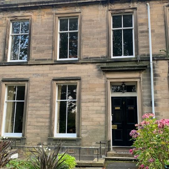 Edinburgh, 7 Albert Terrace