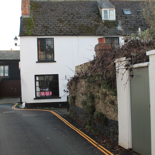 4 and 8, Victoria Road